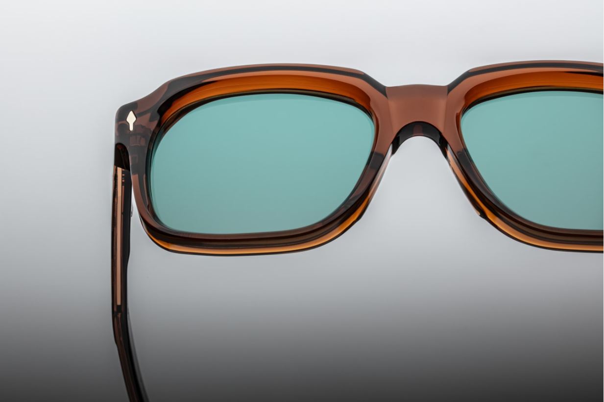 Sunglasses model Union from Jacques Marie Mage in color Hickory