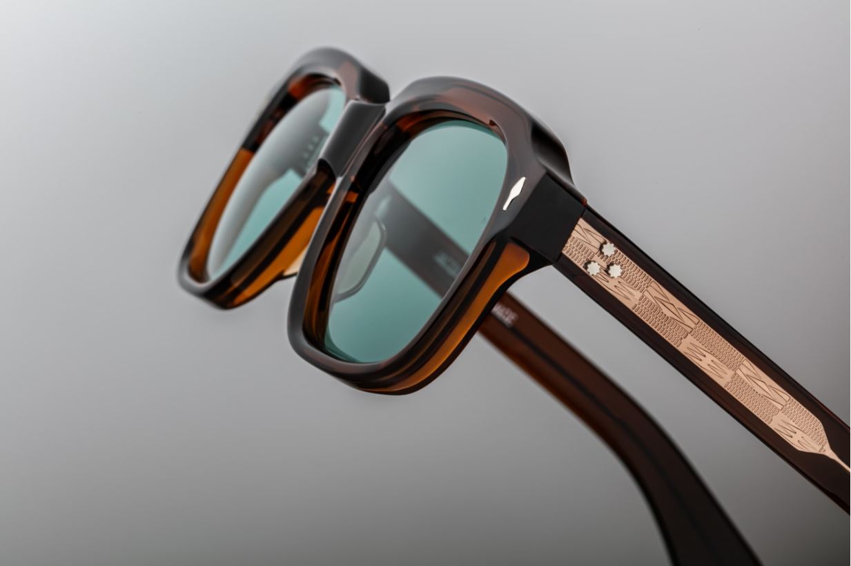 Sunglasses model Union from Jacques Marie Mage in color Hickory