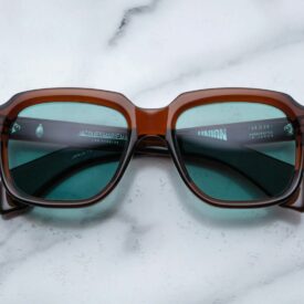 Sunglasses model Union from Jacques Marie Mage in color Hickory