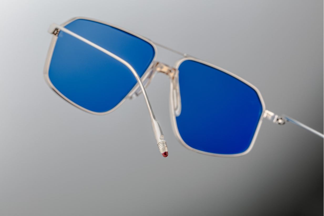 Sunglasses from Jacques Marie Mage model Jagger in color Biru