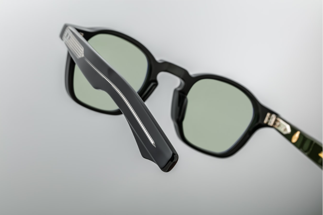 Sunglasses Model Zephirin in color Cobra with light bottle green lenses for Jacques Marie Mage