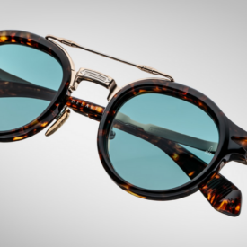 Sunglasses Model Delage in Color Beau with Dark Turquoise Gradient lenses from Jacques Marie Mage