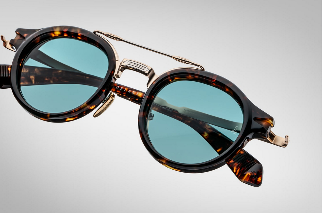 Sunglasses Model Delage in Color Beau with Dark Turquoise Gradient lenses from Jacques Marie Mage