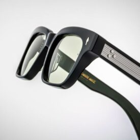 Sunglasses Model Molino in Color Cobra with Light Bottle Green lenses