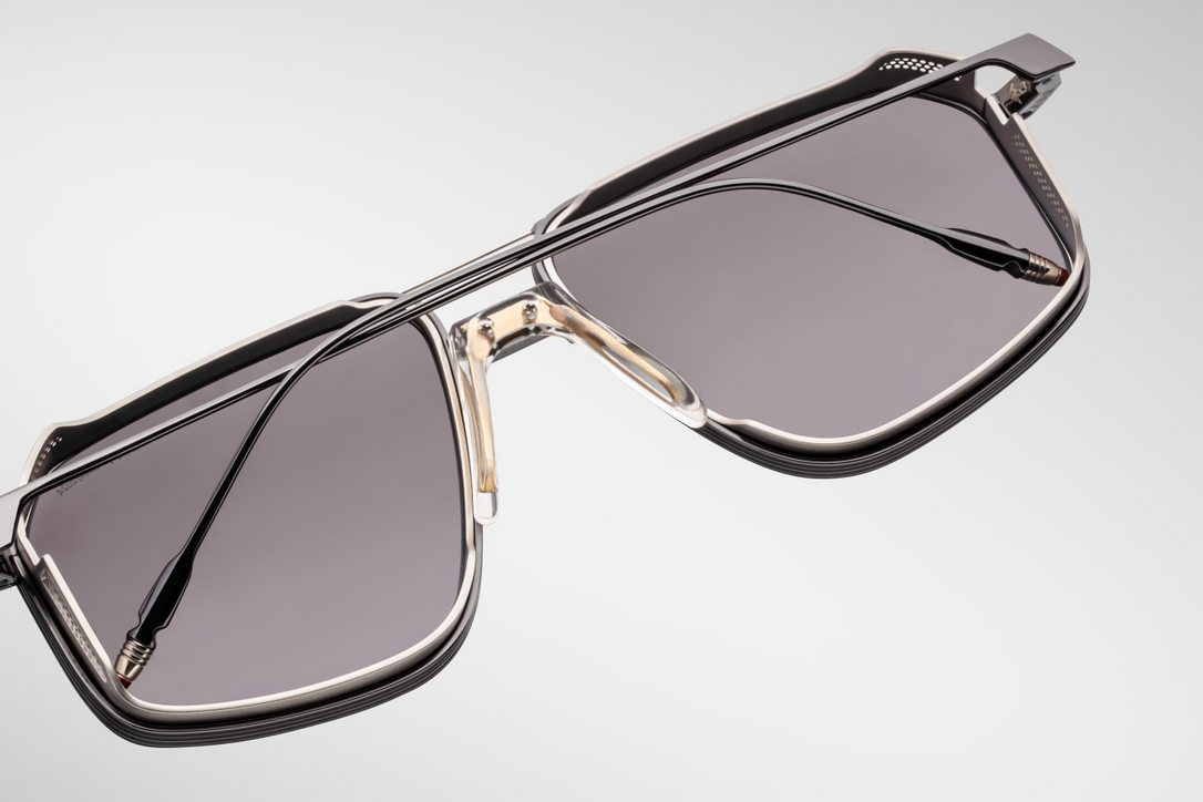 Sunglasses Model Jagger Decade Collection in color Decade with Grey Gradient Polarized Glass lenses from Jacques Marie Mage