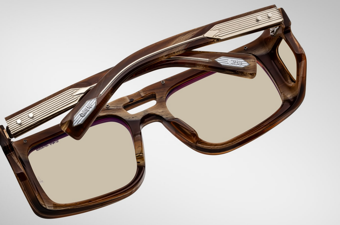 Sunglasses Model Windsor Decade Collection in Color Bark Horn with Khaki lenses from Jacques Marie Mage