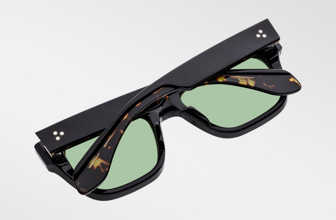 Sunglasses Model Cash in color Noir9 with Green Lenses from Jacques Marie Mage