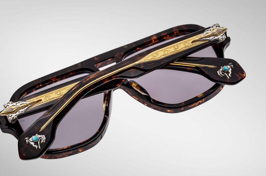 Sunglasses Model Wildhorse in Color Beau with Stratus Gradient lenses from Jacques Marie Mage's collection