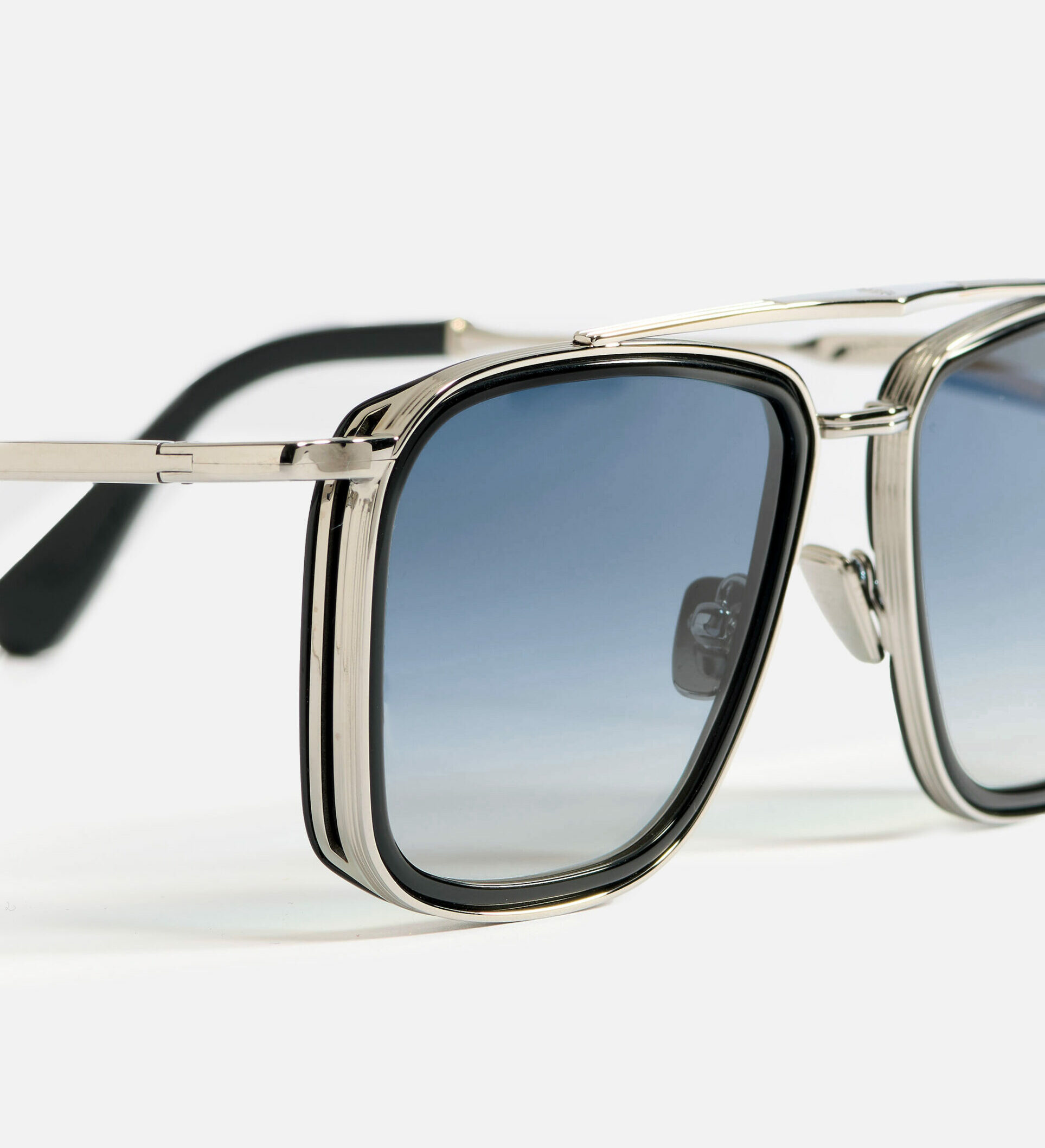 Sunglasses Model Brad 2.0 in C107 with clear blue gradient lenses from John Dalia