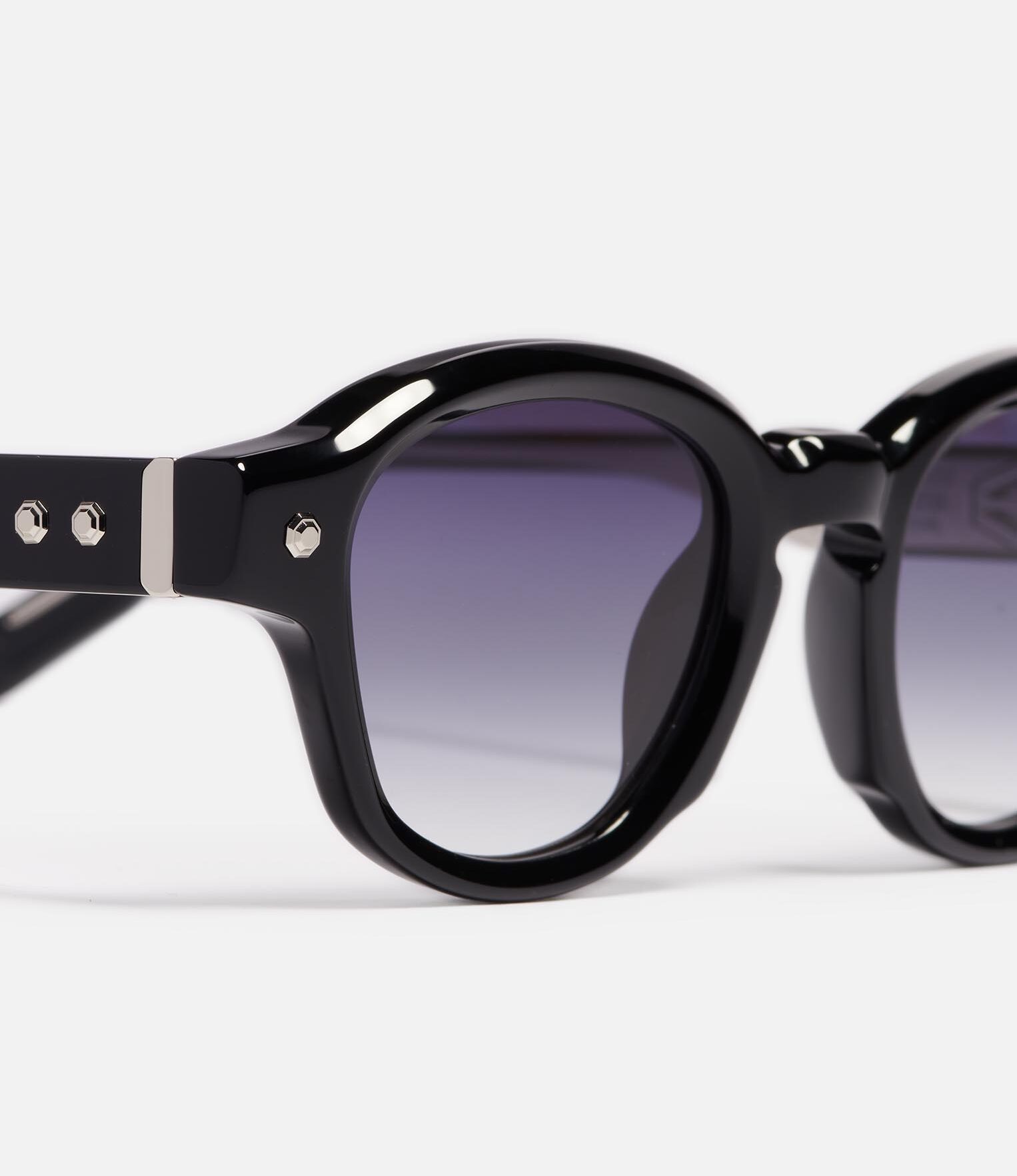 Sunglasses Model Project10 in C109 with dark blue gradient lenses from John Dalia