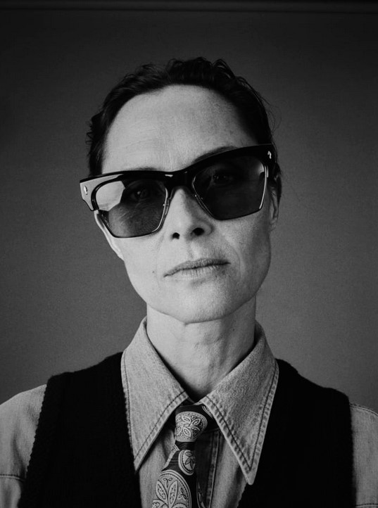 Sunglasses Model Bugsy in color Beau with Turquoise CR39 Lenses from Jacques Marie Mage