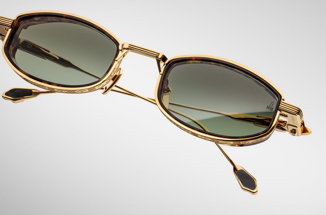 Sunglasses Model Hardin in Color Hera with Green Gradient Glass lenses from Jacques Marie Mage's collection