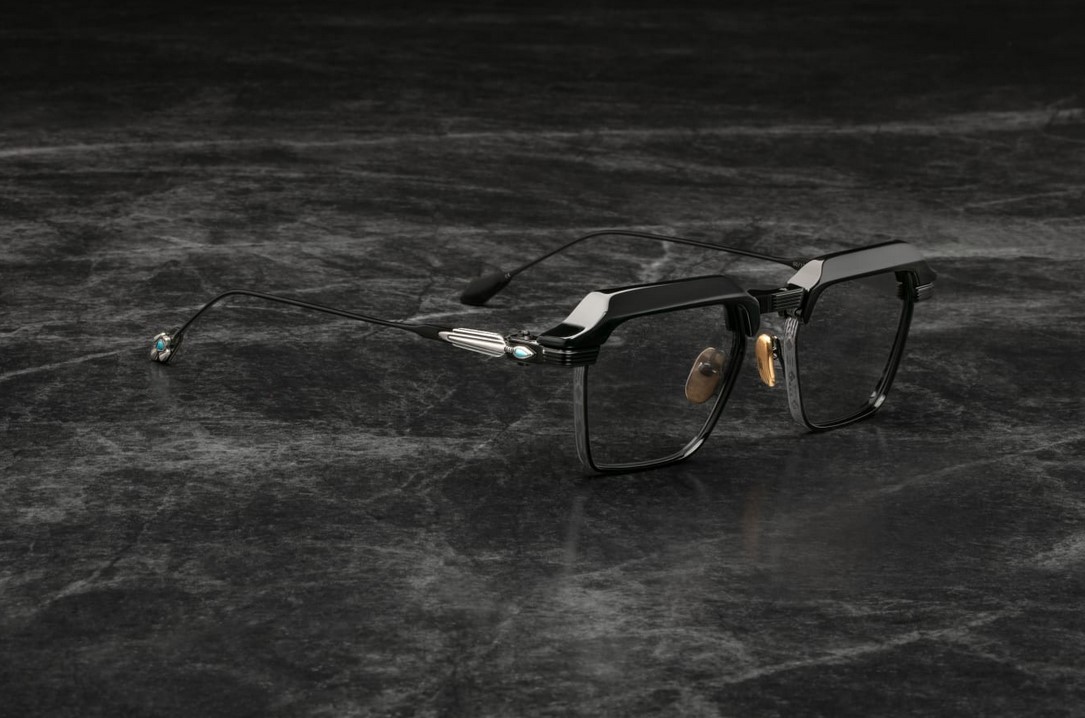 Sunglasses Model Worland in Color Black with Grey Gradient Polarized Glass lenses from Jacques Marie Mage's collection