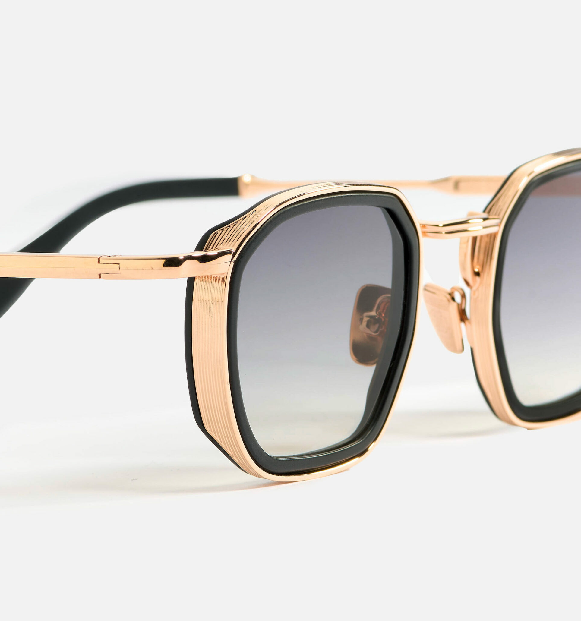 Sunglasses Model Léo in C114 with Grey Gradient lenses from John Dalia