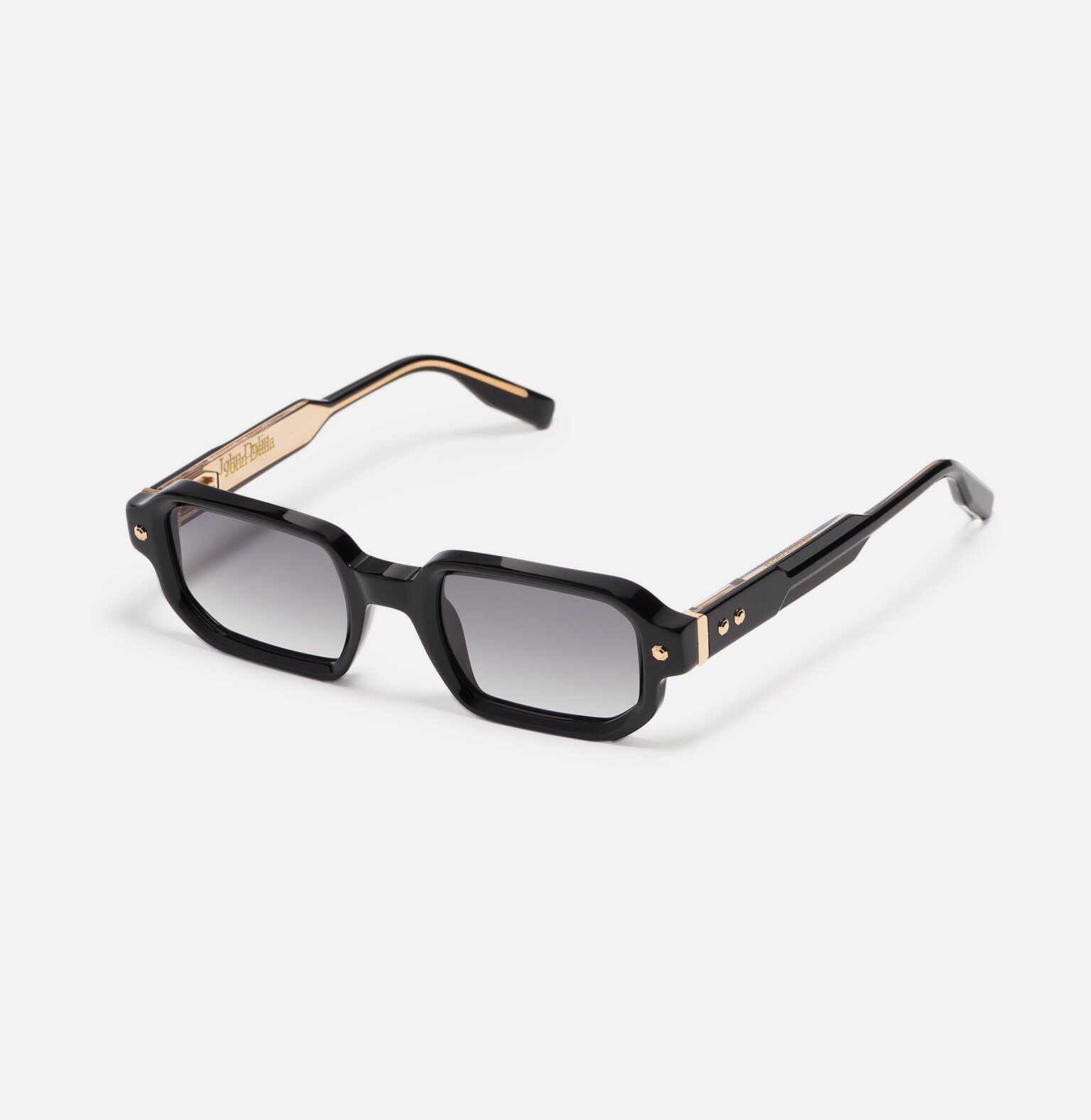 Sunglasses Model Project06 in C100 with Grey gradient lenses from John Dalia