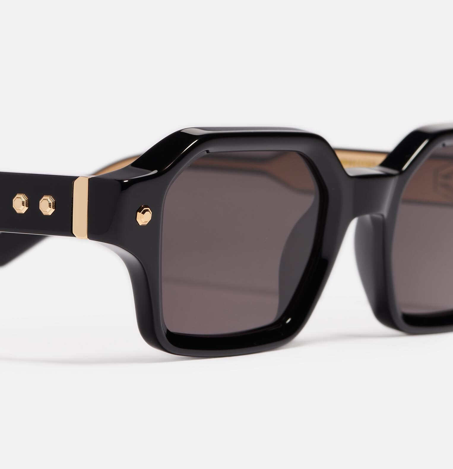 Sunglasses Model Project09 in C102 with Grey gradient lenses from John Dalia