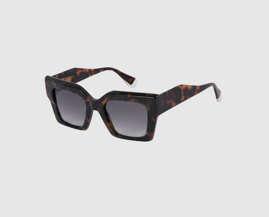 Sunglasses Model Kendall in color Brown and Black Turtoise with Violet lenses from Gigi Studios