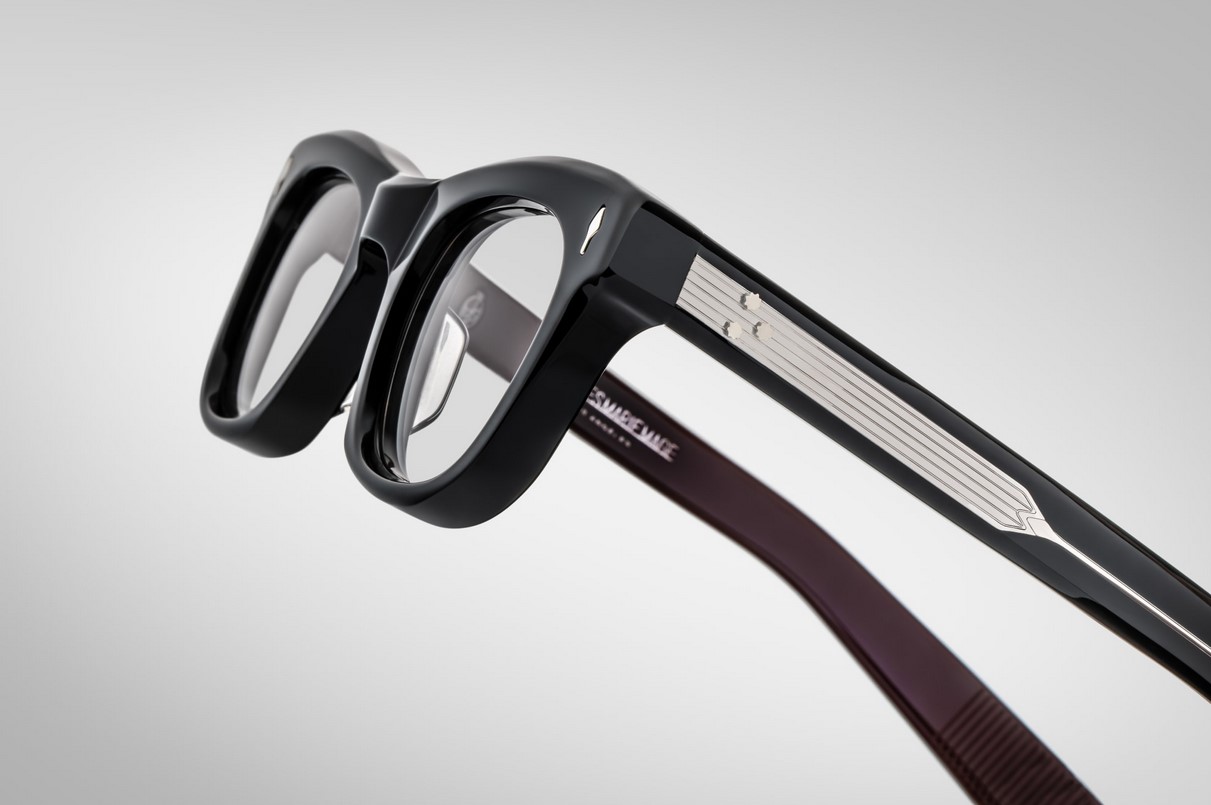 Optical Model Godard in color Bloodstone with Superlight Grey lenses from Jacques Marie Mage