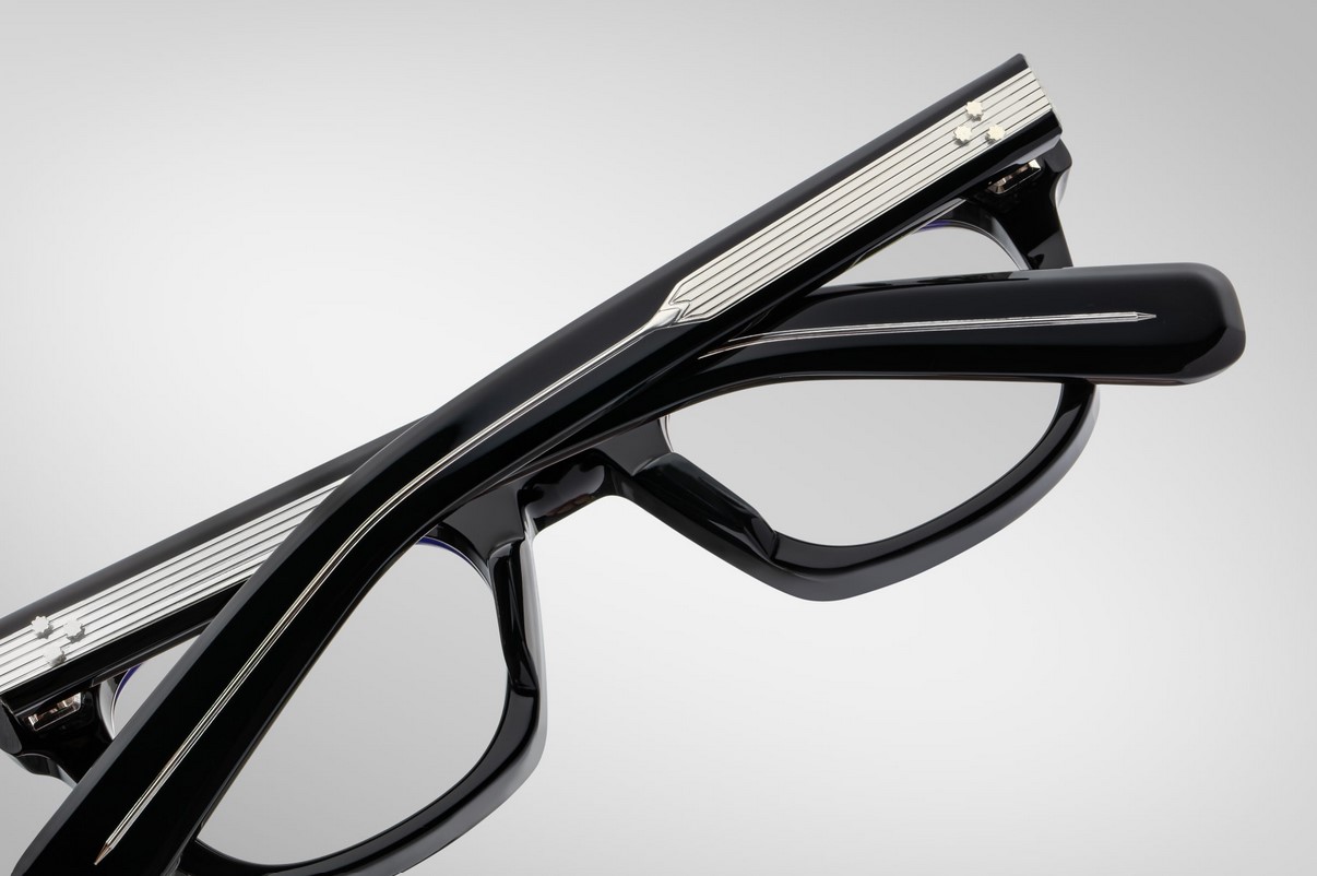 Optical Model Godard in color Bloodstone with Superlight Grey lenses from Jacques Marie Mage
