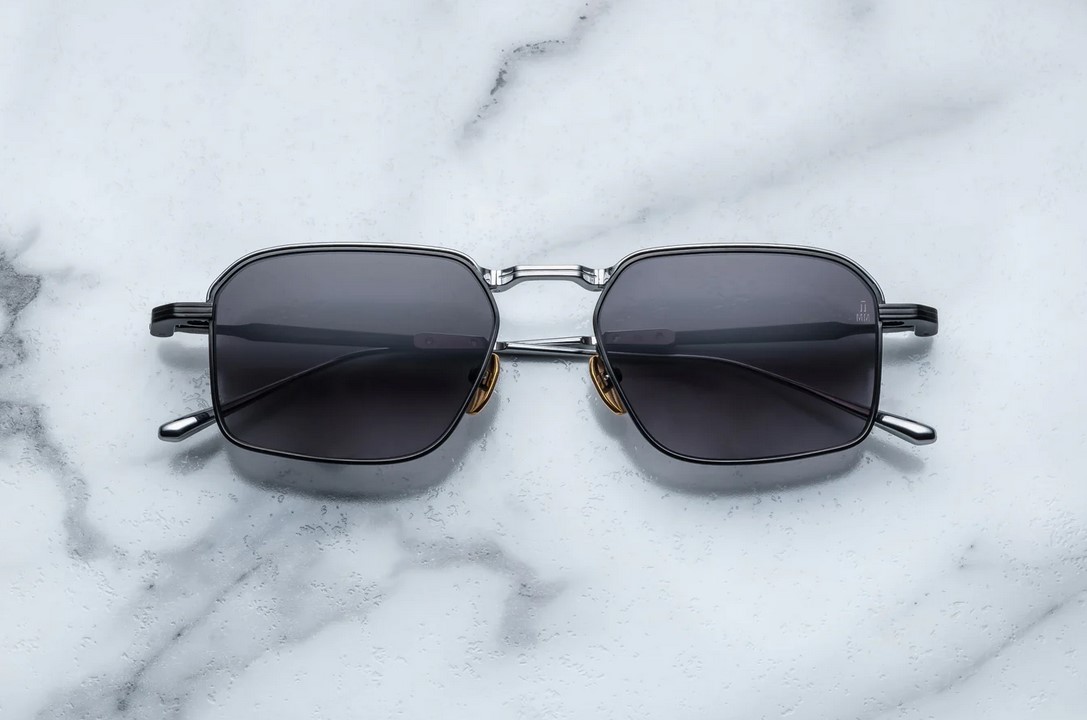 Sunglasses Model Koenig in color Armour with Jet Gradient Lenses from Jacques Marie Mage