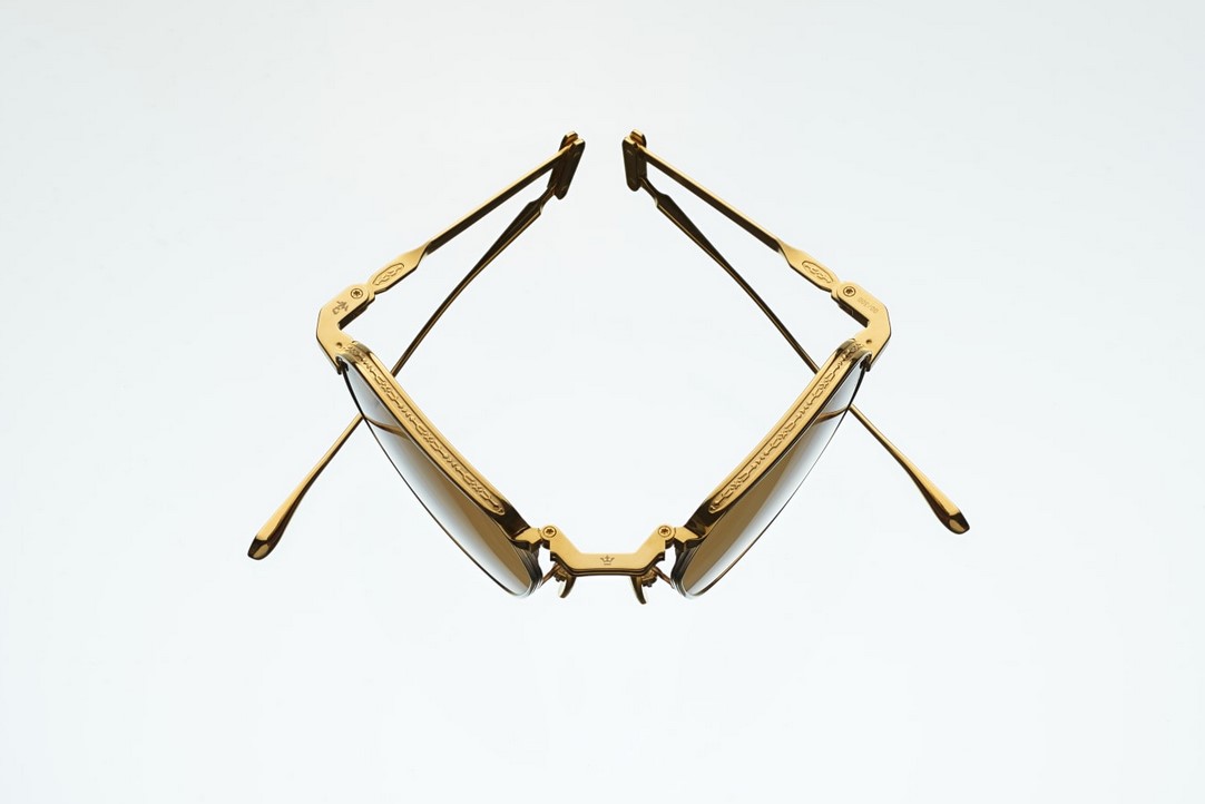Sunglasses Model Koenig in color Roma with Brown Gradient Lenses from Jacques Marie Mage