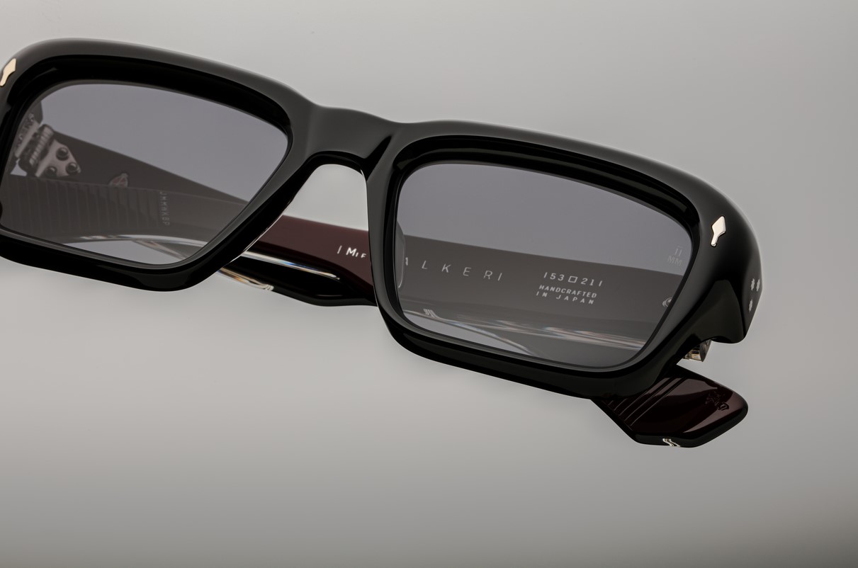 Sunglasses Model Walker in Color Bloodstone with Jet CR39 Lenses from Jacques Marie Mage