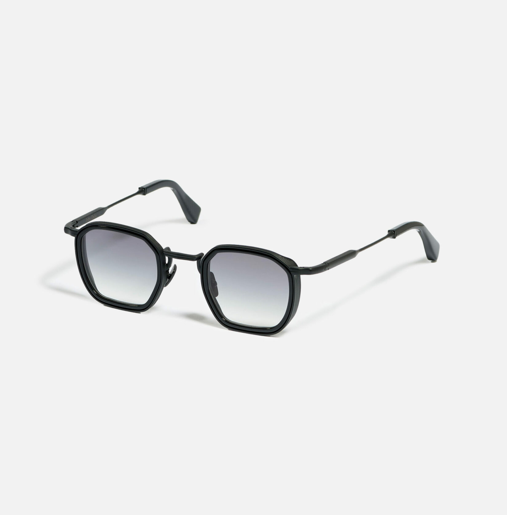 Sunglasses Model Léo in C301 with Grey Gradient lenses from John Dalia