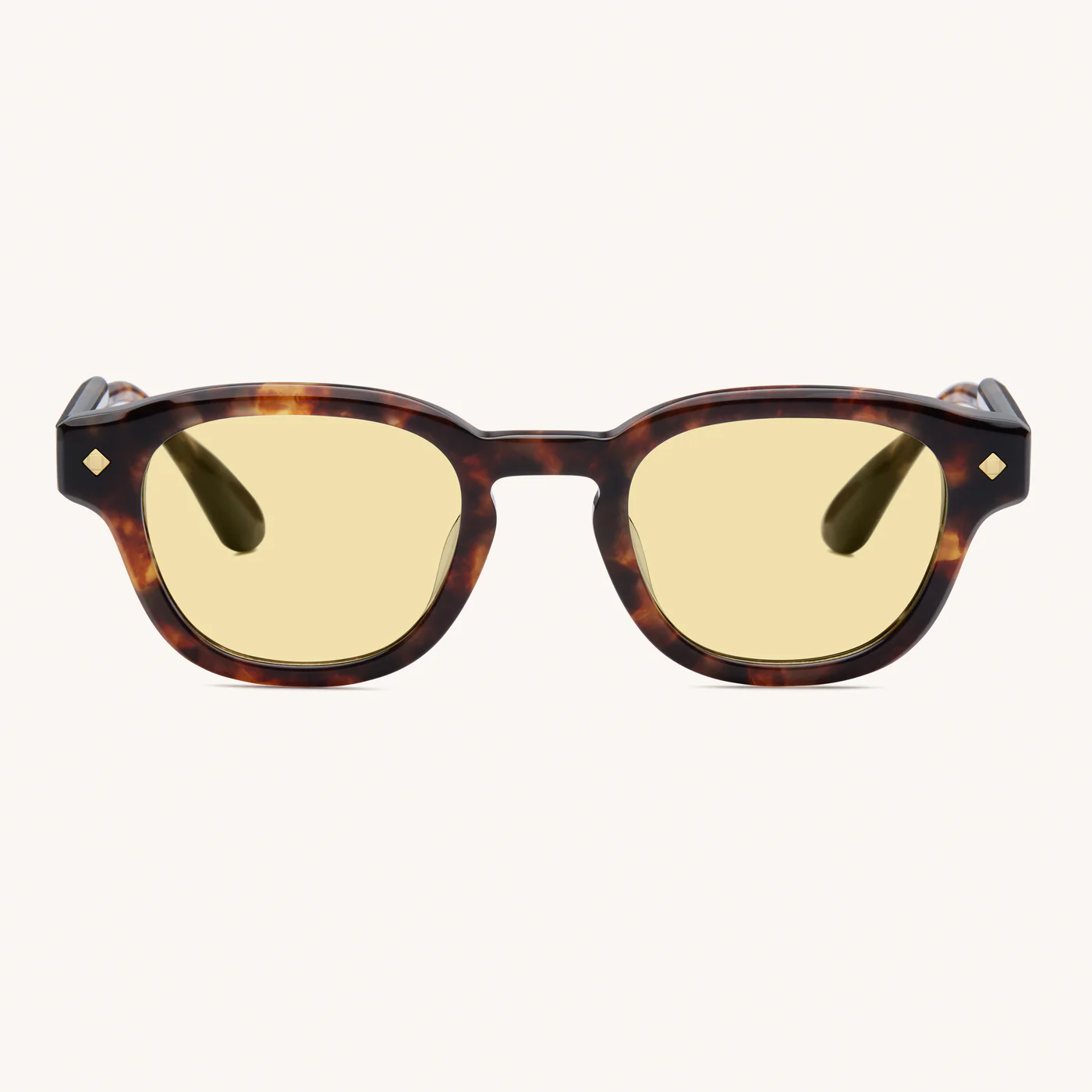 Sunglasses Model Apéro au Soleil in color Medium Turtoise with Solid Yellow Lenses from Lunetterie Générale