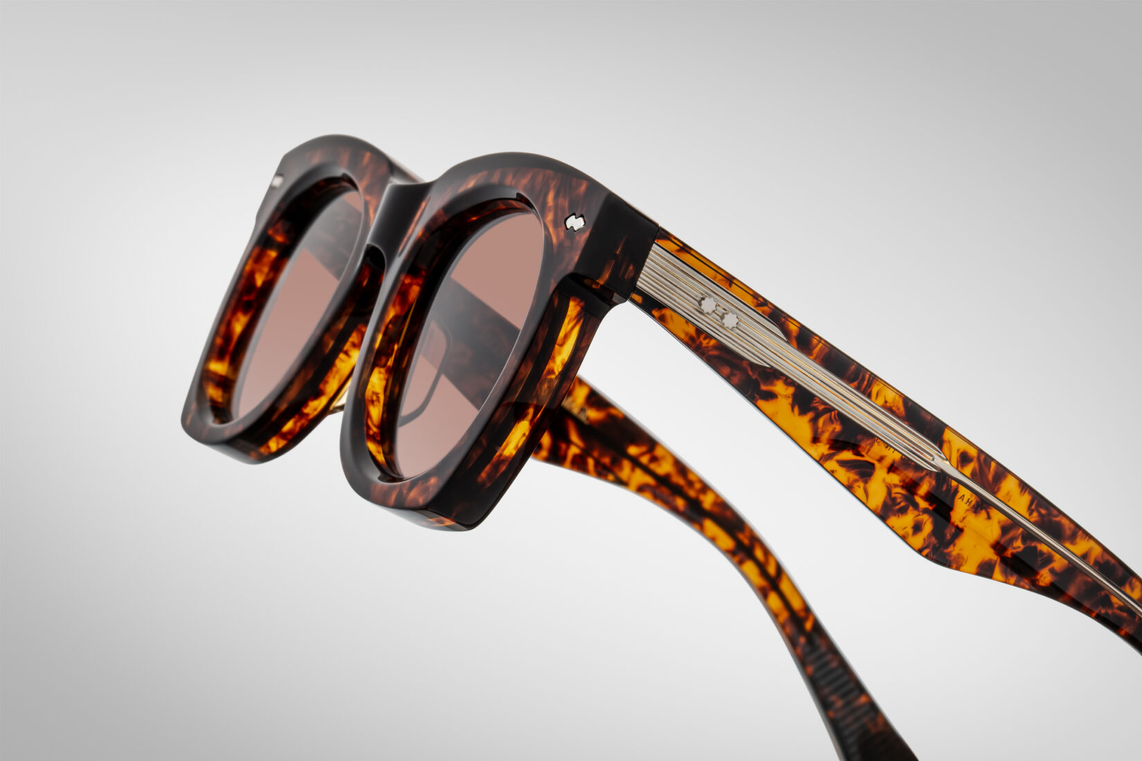 Sunglasses Model Ava in color Samoa with Sienna CR39 lenses from JAcques Marie Mage