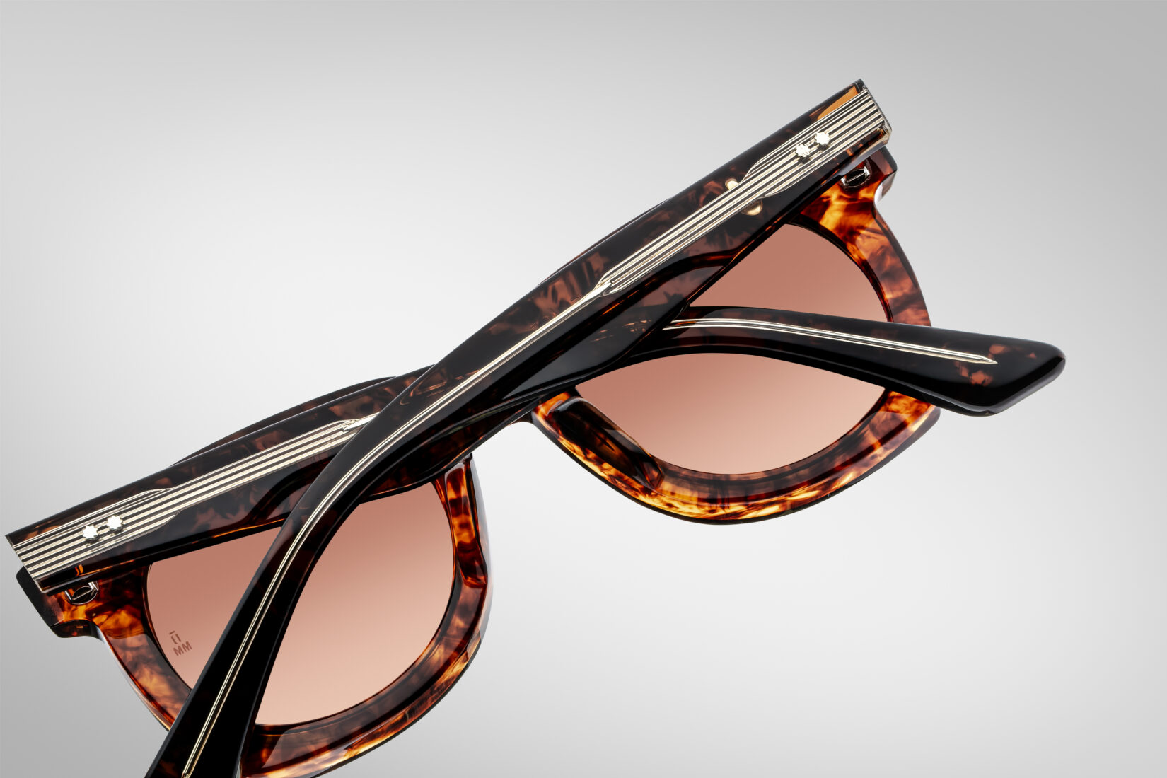 Sunglasses Model Ava in color Samoa with Sienna CR39 lenses from JAcques Marie Mage