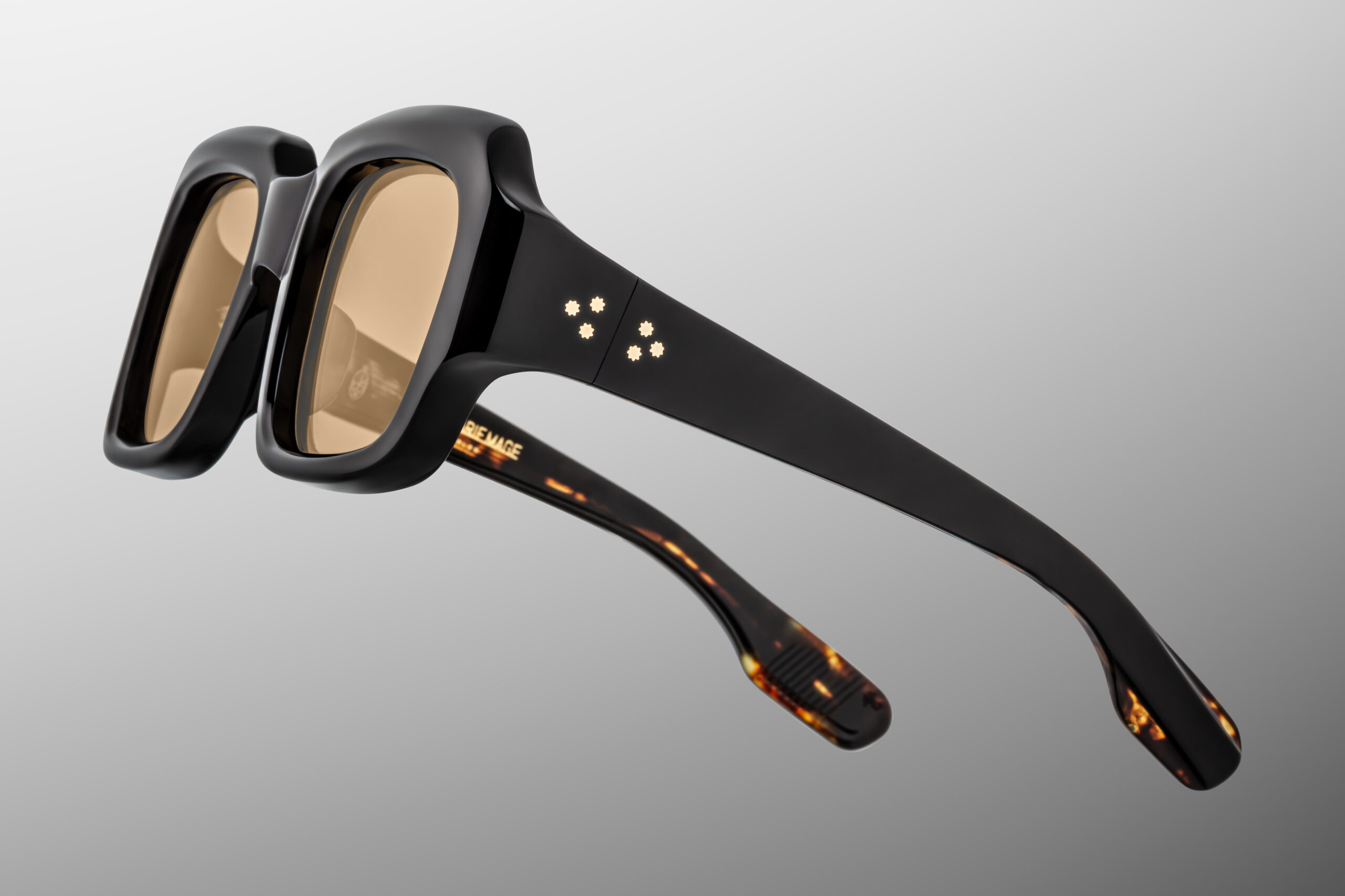 Sunglasses Model Evelyn in Color Monday Monday with Sepia Lenses from Jacques Marie Mage's collection