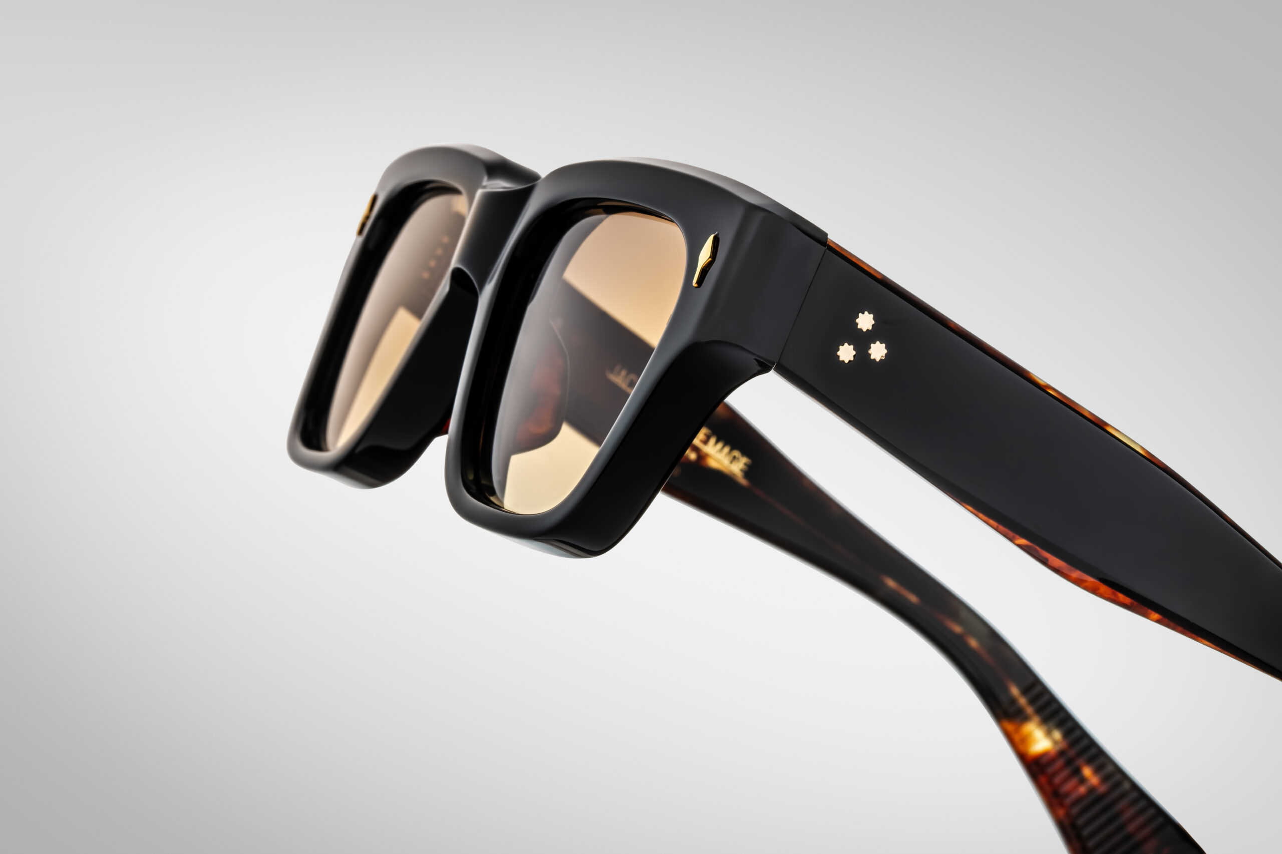 Sunglasses Model Fellini in Color Noir 15 with Brass CR39 lenses from Jacques Marie Mage