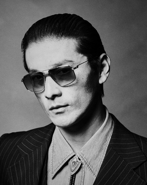 Sunglasses Model Jagger in Color Champagne with Mahogany Gradient lenses from Jacques Marie Mage