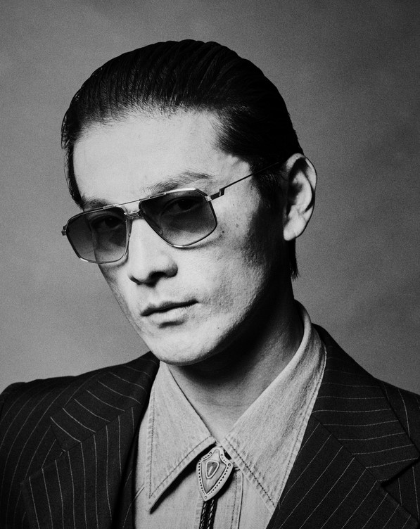 Sunglasses Model Jagger in Color Ciel with Blue Gradient lenses from Jacques Marie Mage