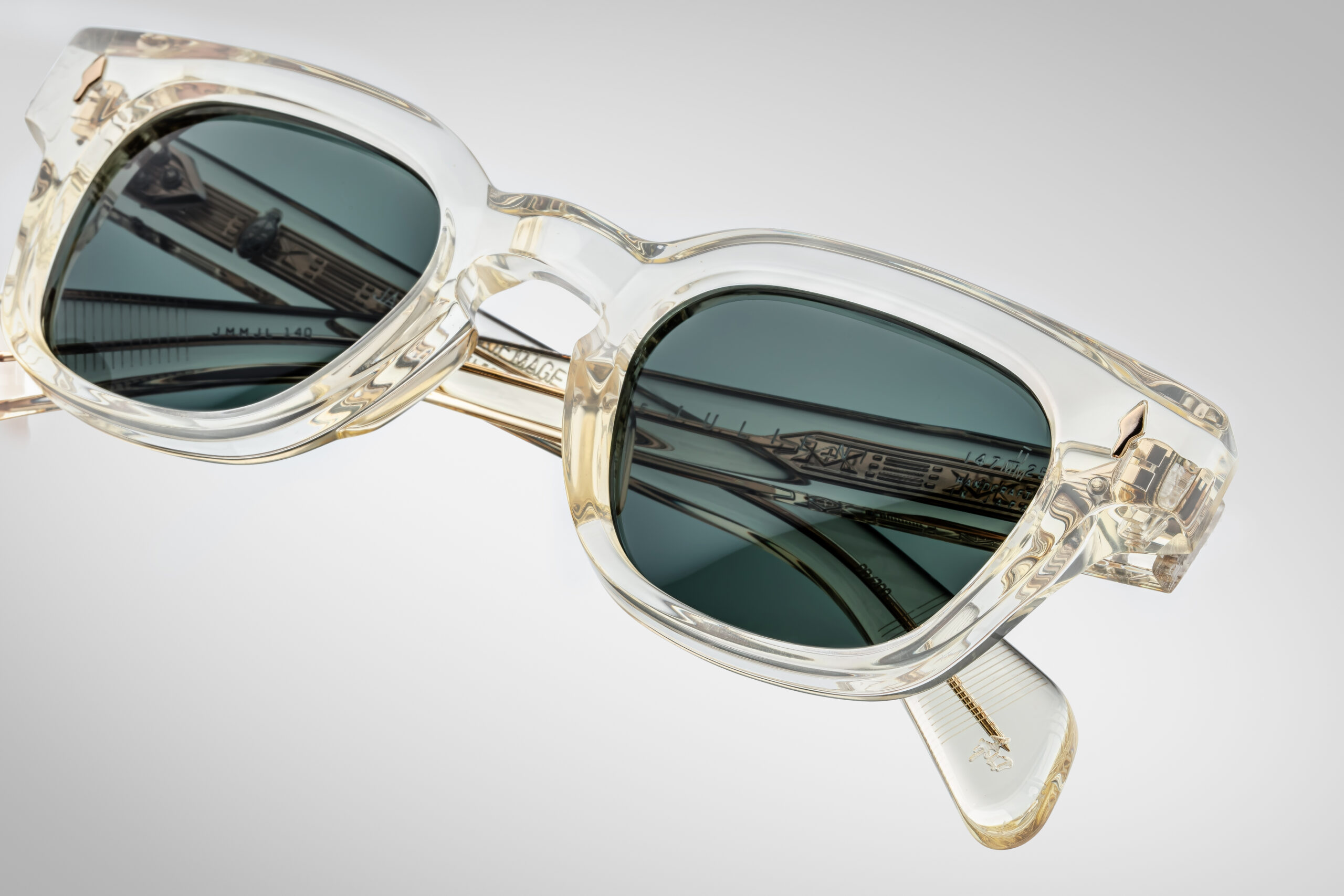 Sunglasses Model Julien in Color Brut With Spruce lenses from Jacques Marie Mage