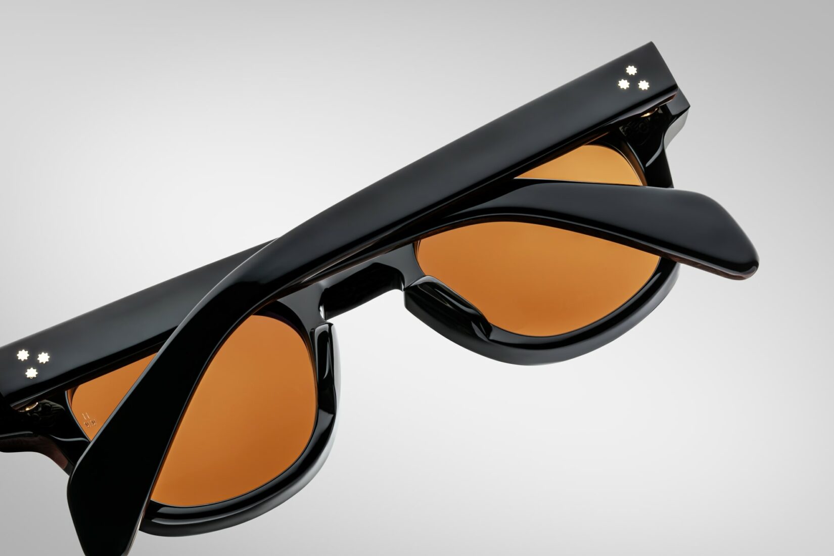 Sunglasses Model Julien in Color Noir X With Orange lenses from Jacques Marie Mage