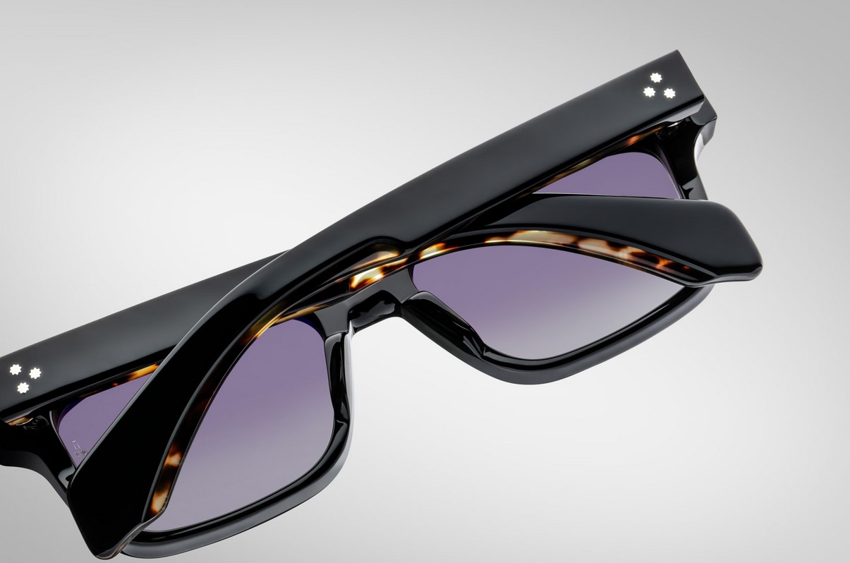 Sunglasses Model Molino 55 in Color Noir 11 with Jet Gradient lenses from Jacques Marie Mage