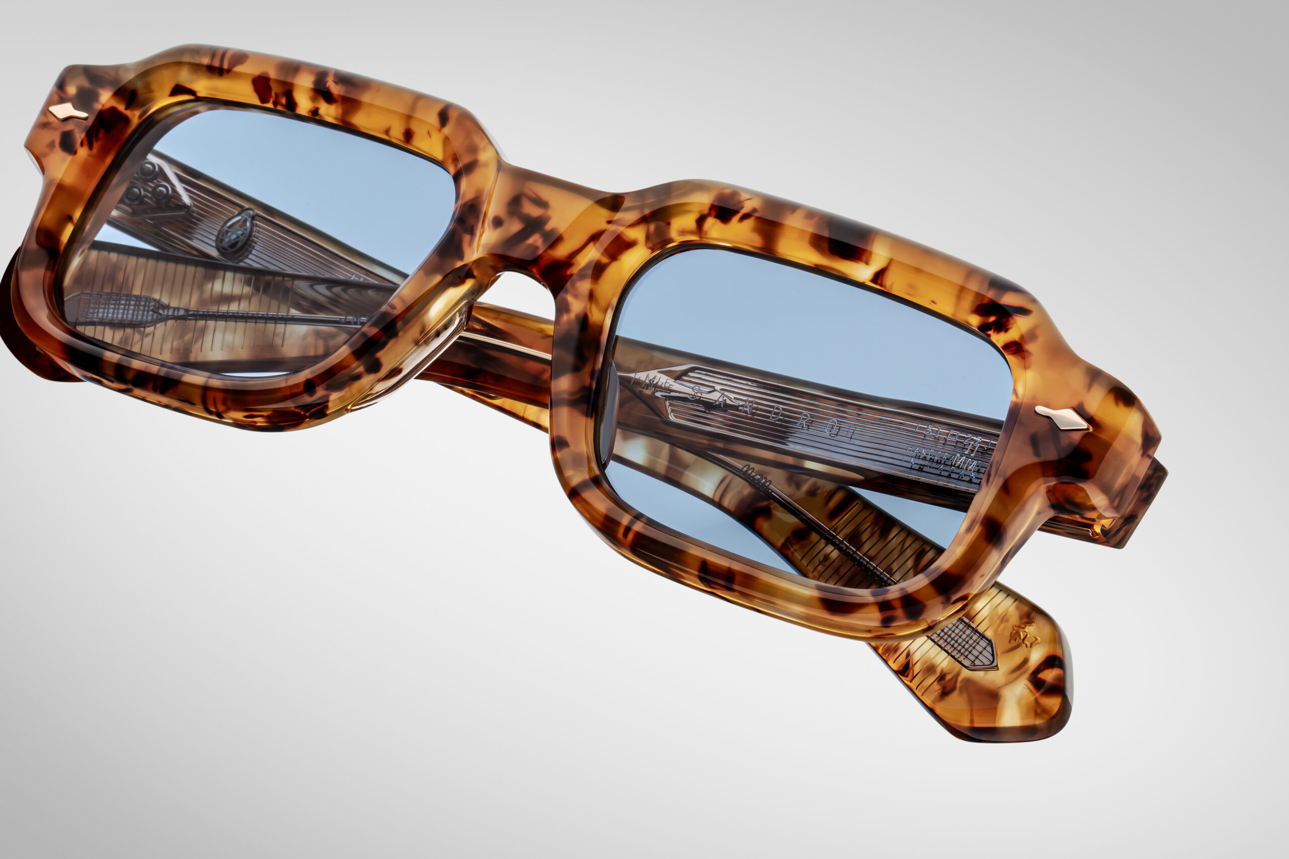 Sunglasses Model Sandro in color Cairo with cerulean CR39 lenses from Jacques Marie Mage