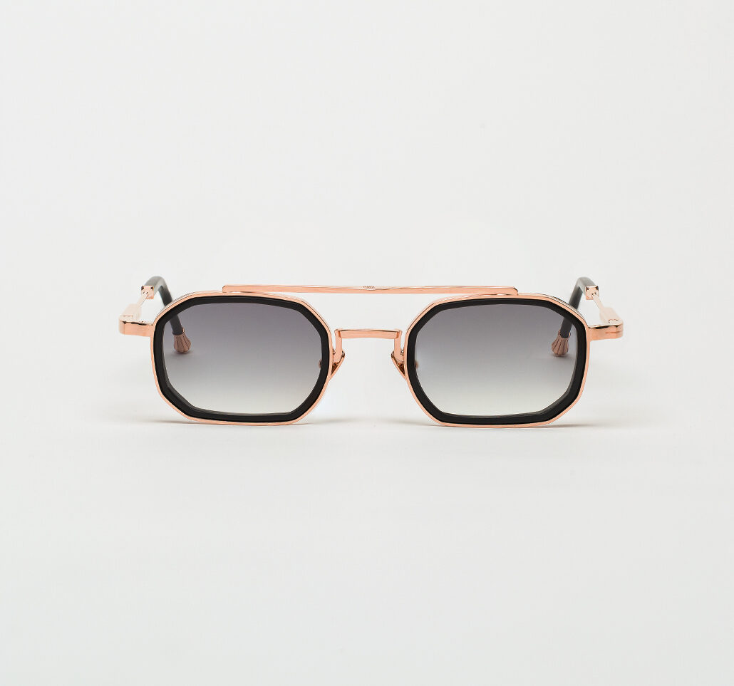 Sunglasses Model Anthony in C114 with grey gradient lenses from John Dalia