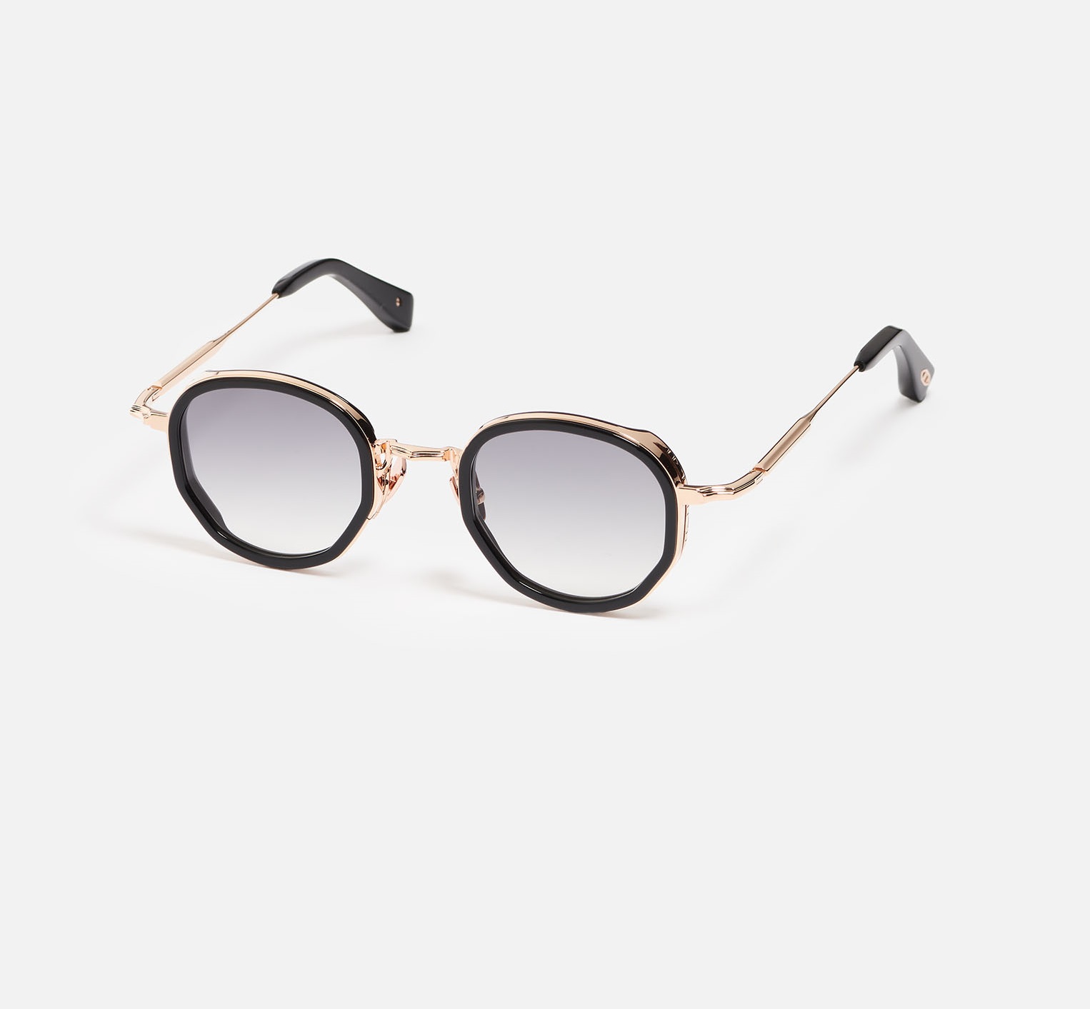 Sunglasses Model Gina in color C105 with grey gradient lenses from John Dalia