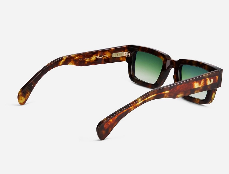 Sunglasses from Sato Eyewear collection Model Cervantes in Color Marble Tortoise with Gradient G15 lenses