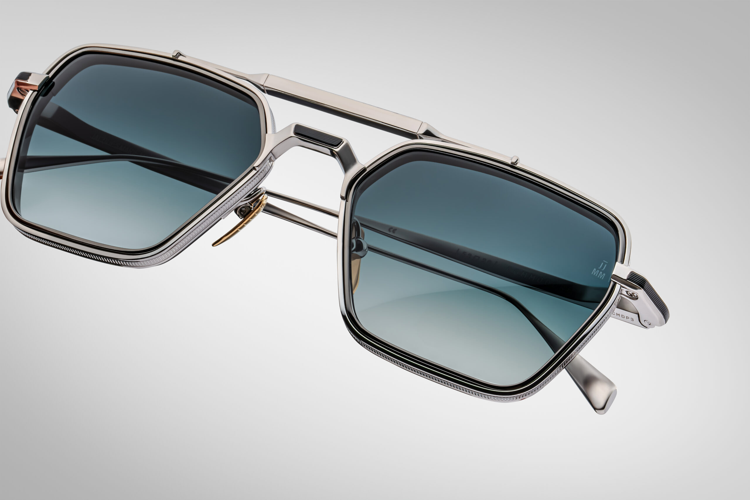 Sunglasses Model Commodore in color Pacific with Midnight Gradient Lenses from Jacques Marie Mage