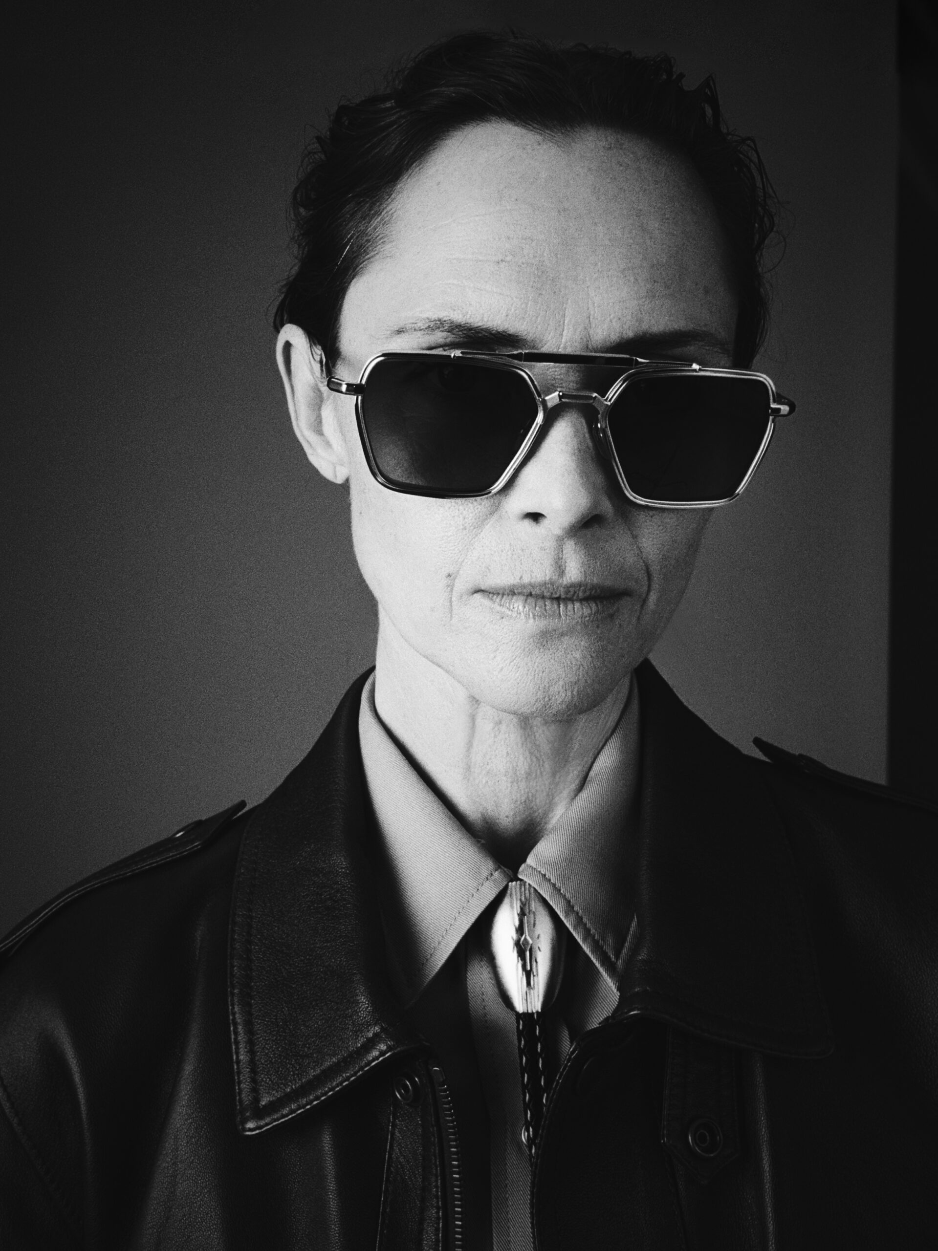 Sunglasses Model Commodore in color Roma with Orange Gradient Lenses from Jacques Marie Mage