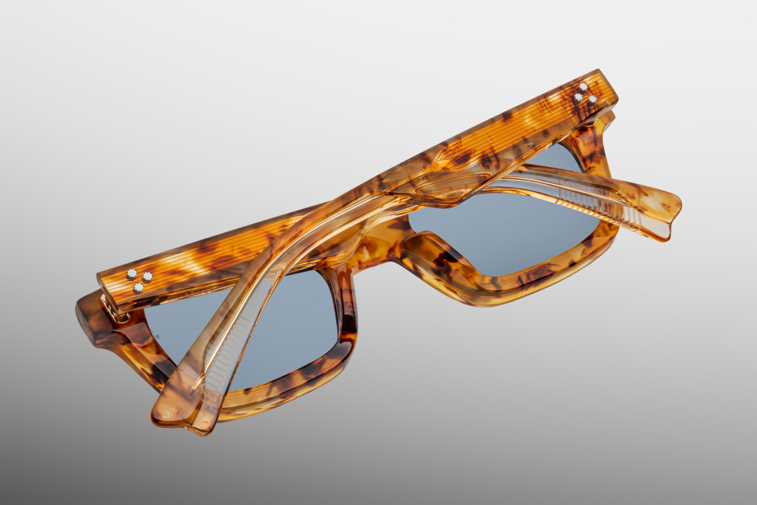 Sunglasses Model Casablanca in Color Cairo with cerulean lenses from Jacques Marie Mage