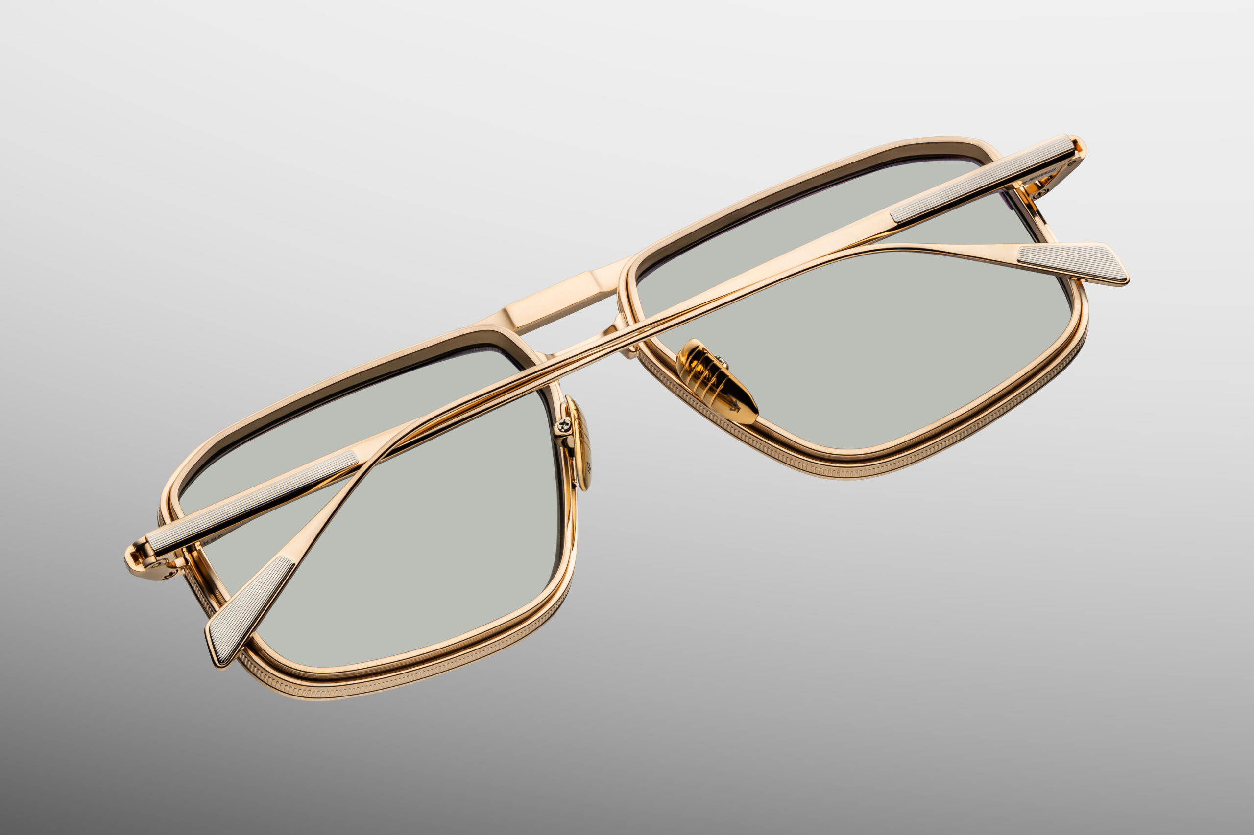 Sunglasses Model Earl in Color Altan with Mist lenses from Jacques Marie Mage