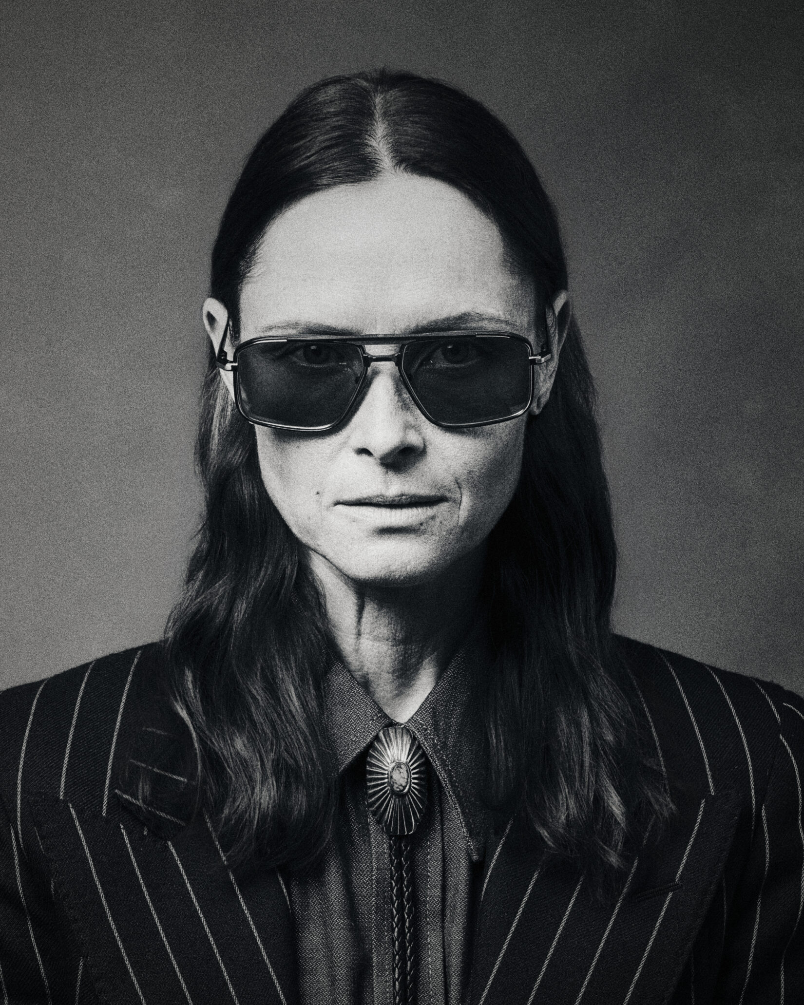 Sunglasses Model Earl in Color Corbeau with Charcoal lenses from Jacques Marie Mage