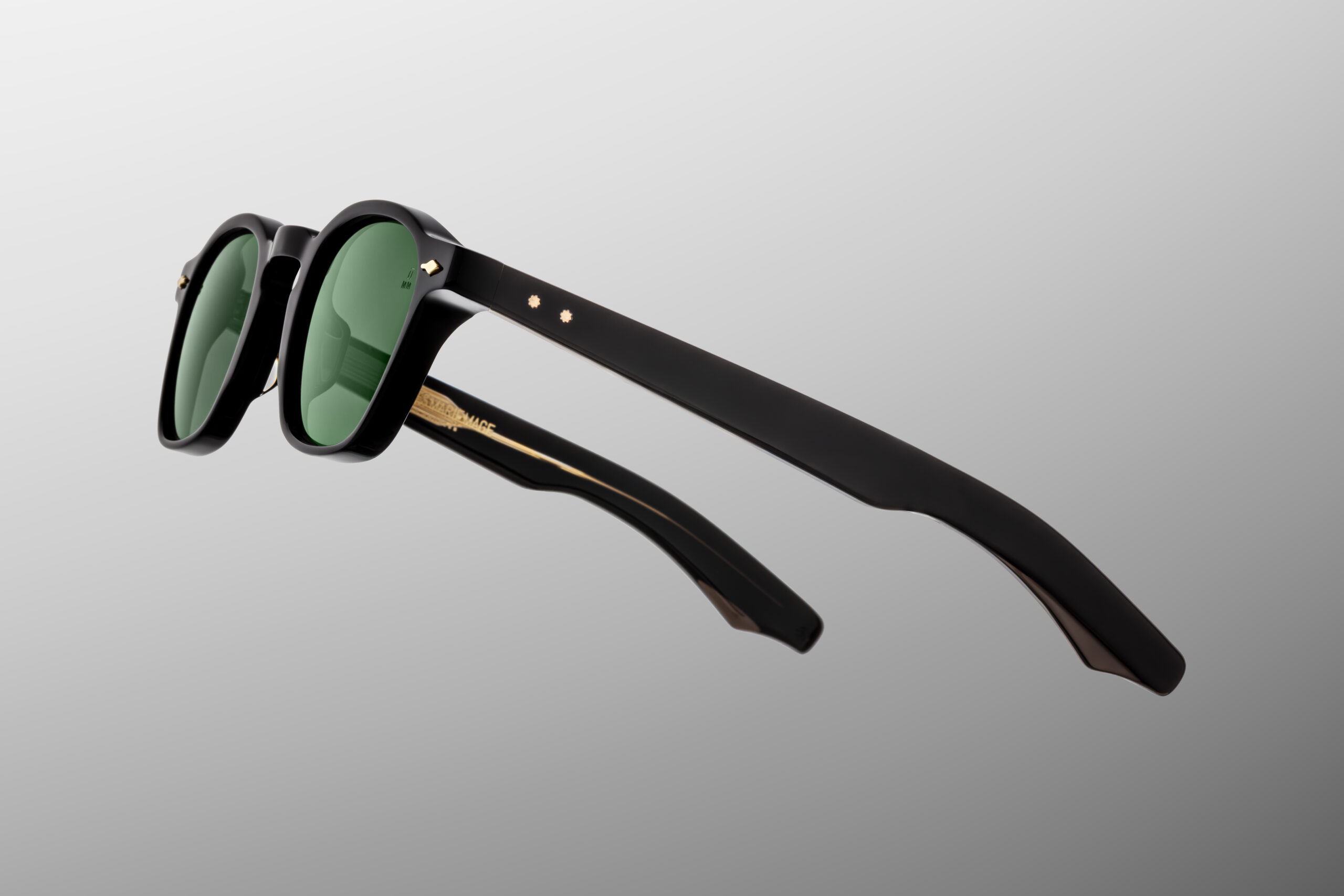 Sunglasses Model Zephirin 47 in Color Venom with Emerald lenses from Jacques Marie Mage