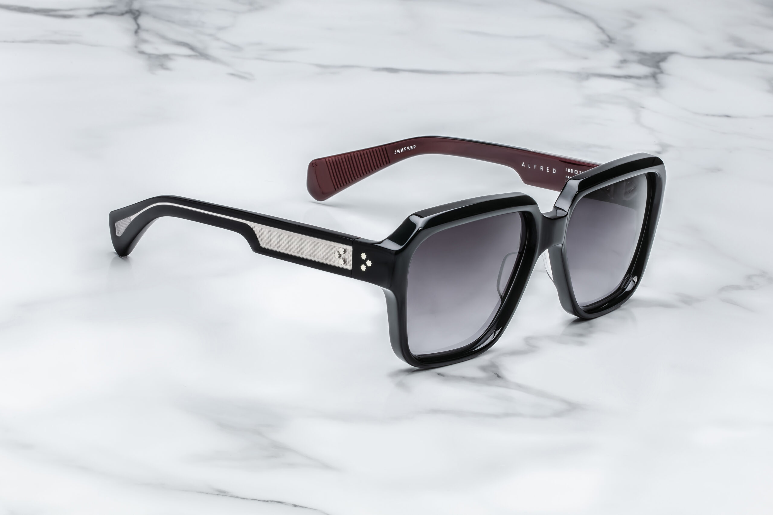 Sunglasses Model Alfred in Bloodstone with Jet Gradient lenses from Jacques Marie Mage