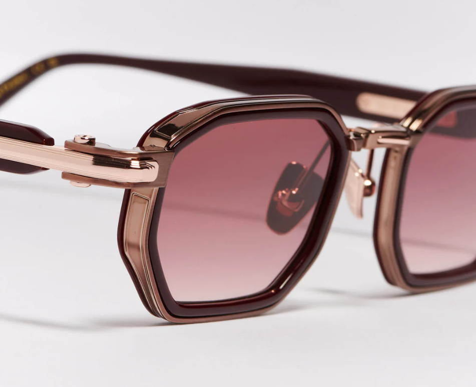 Sunglasses Model Miles in Color C460 with Bordeaux Gradient lenses from John Dalia