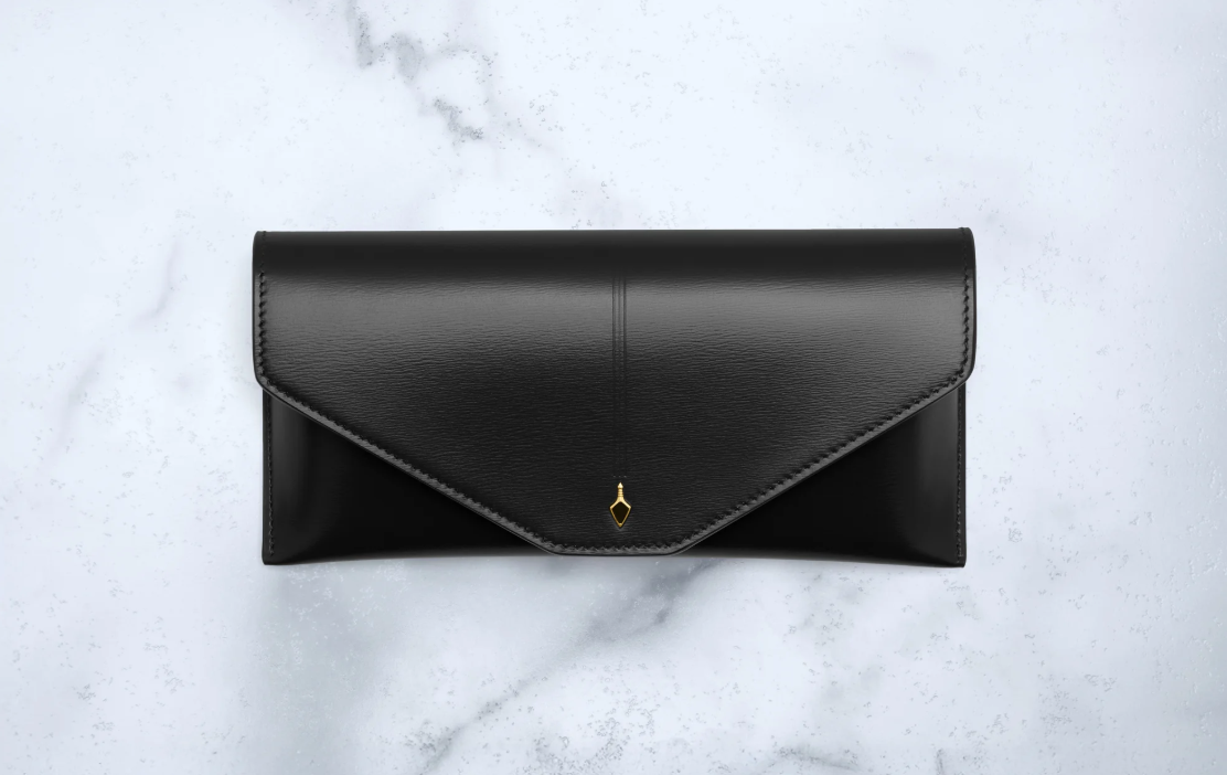 Circa Enveloppe case in Color Black with from Jacques Marie Mage